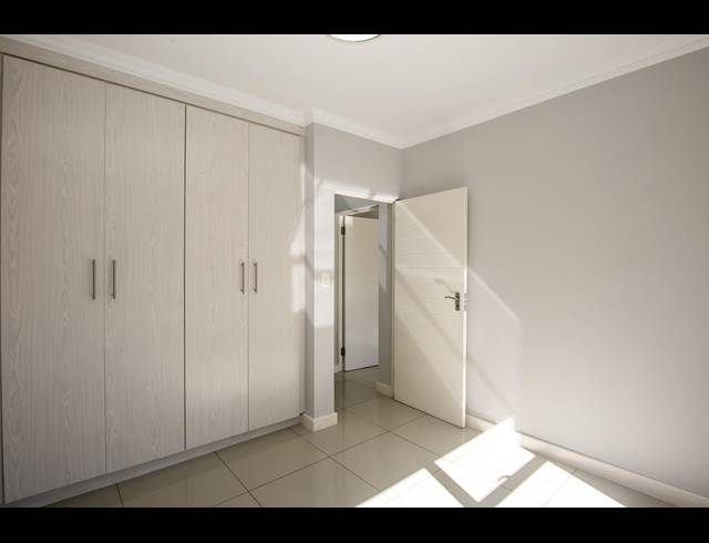 3 BEDROOM APARTMENT TO LET IN WILGEHEUWEL